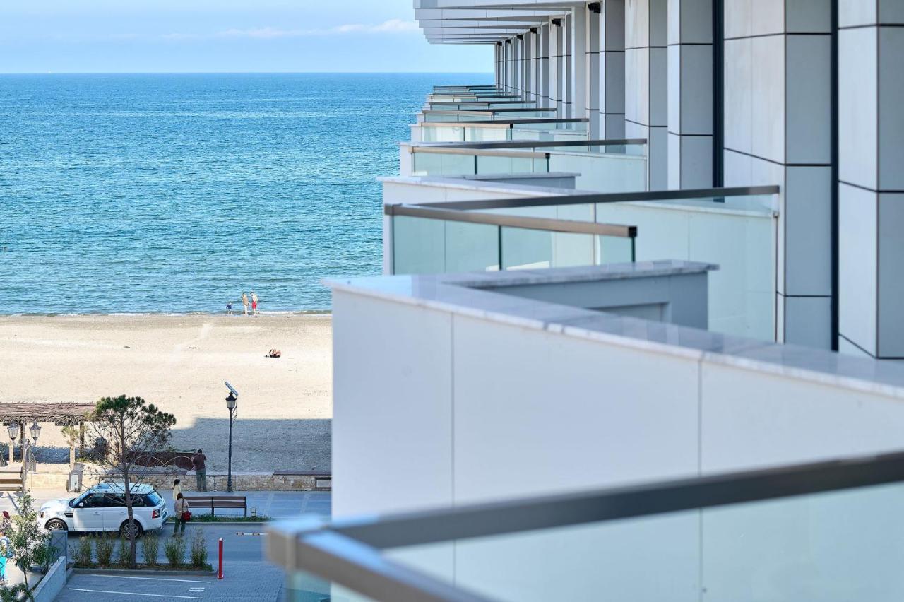 Retro Apartment In Infinity Beach Resort Mamaia Luaran gambar